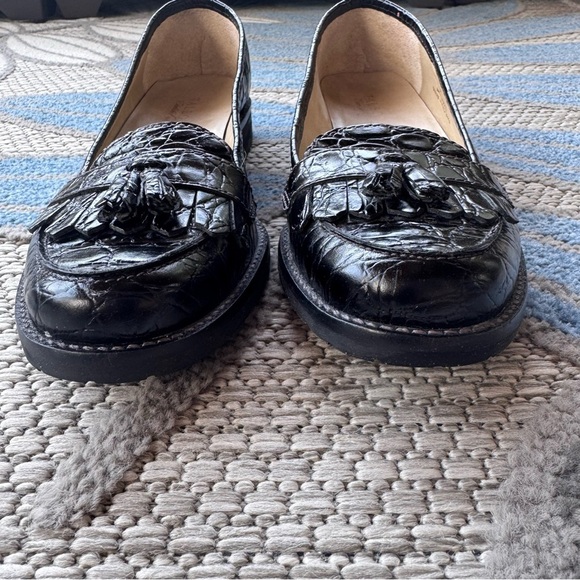 Talbots Women’s Black Genuine Leather Tassel Loafers Size 9 - Picture 6 of 8